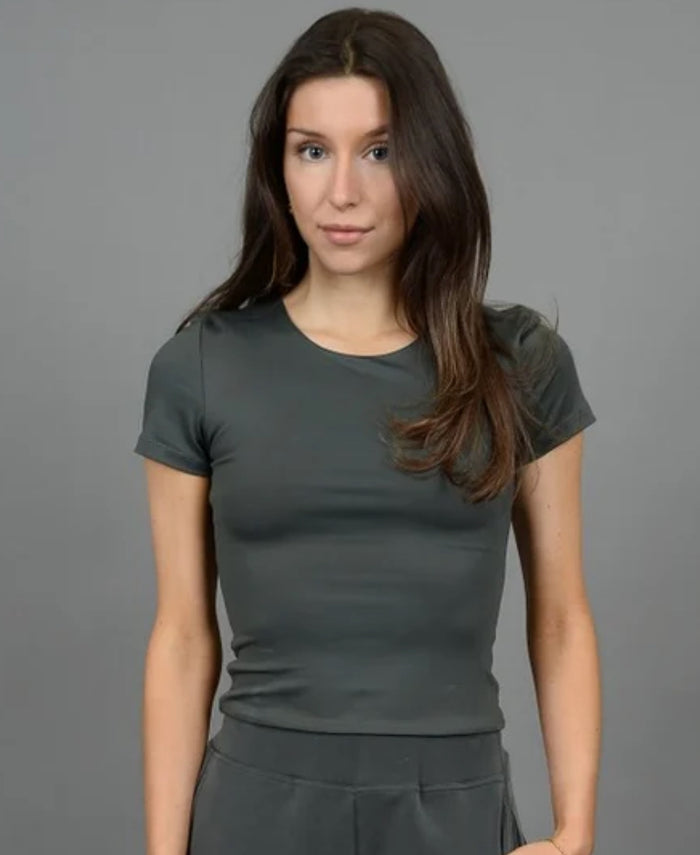 RD STYLE ROXI SS CREW NECK