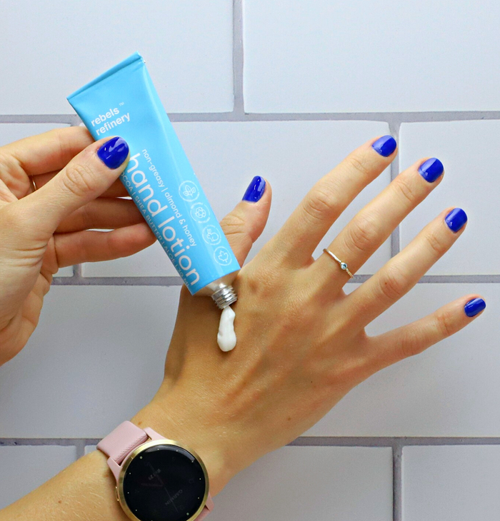REBELS Hand lotion - ALMOND HONEY