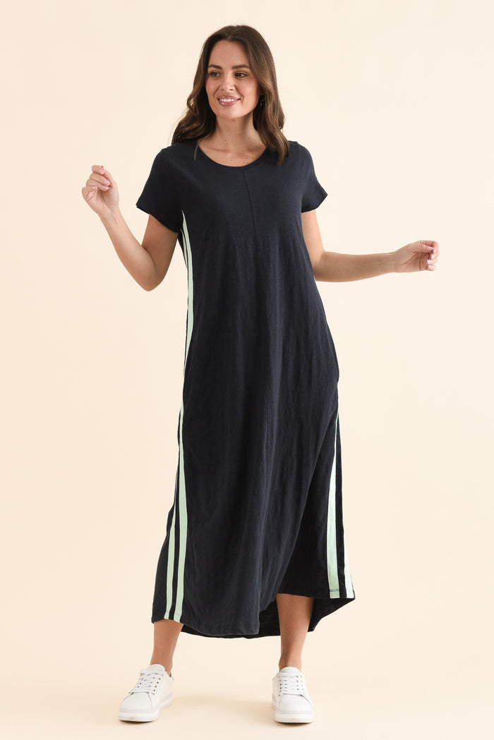 Recovery Mint Trim Cotton Dress,Full Body,Brunette model,alt text|model:MJ