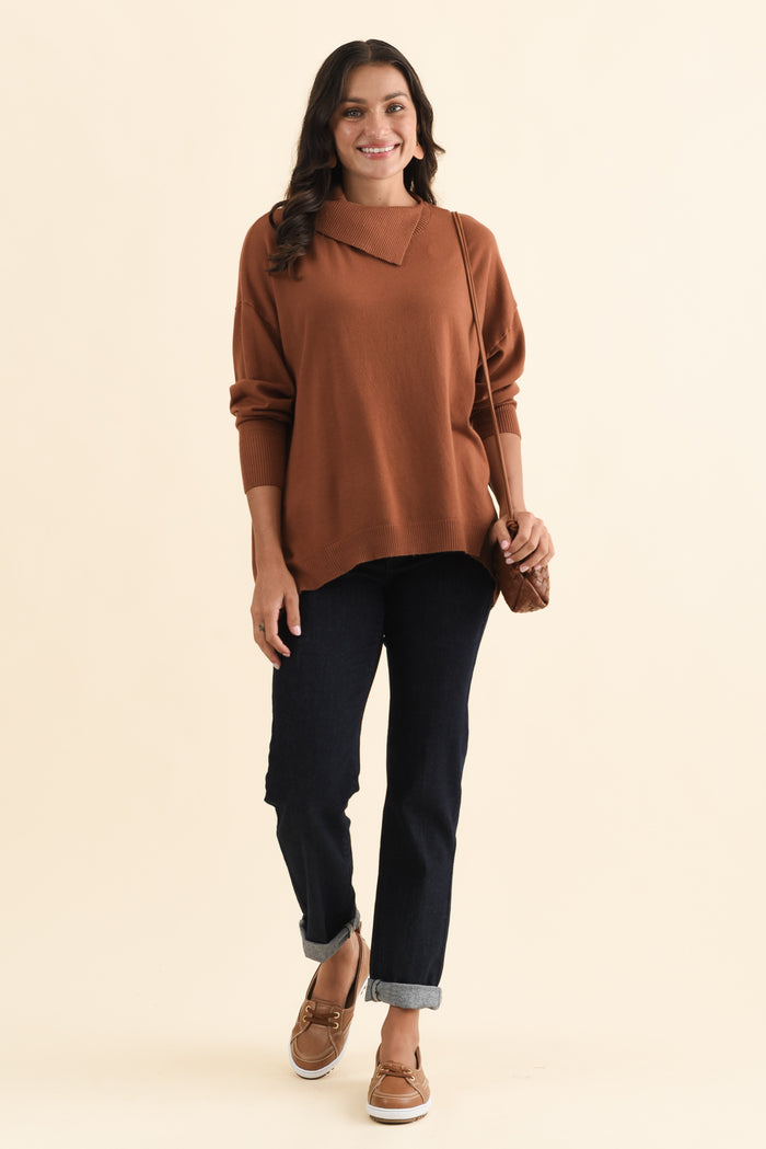 Renfrey Chocolate Knit Jumper,Brunette model,alt text|model:Brontie