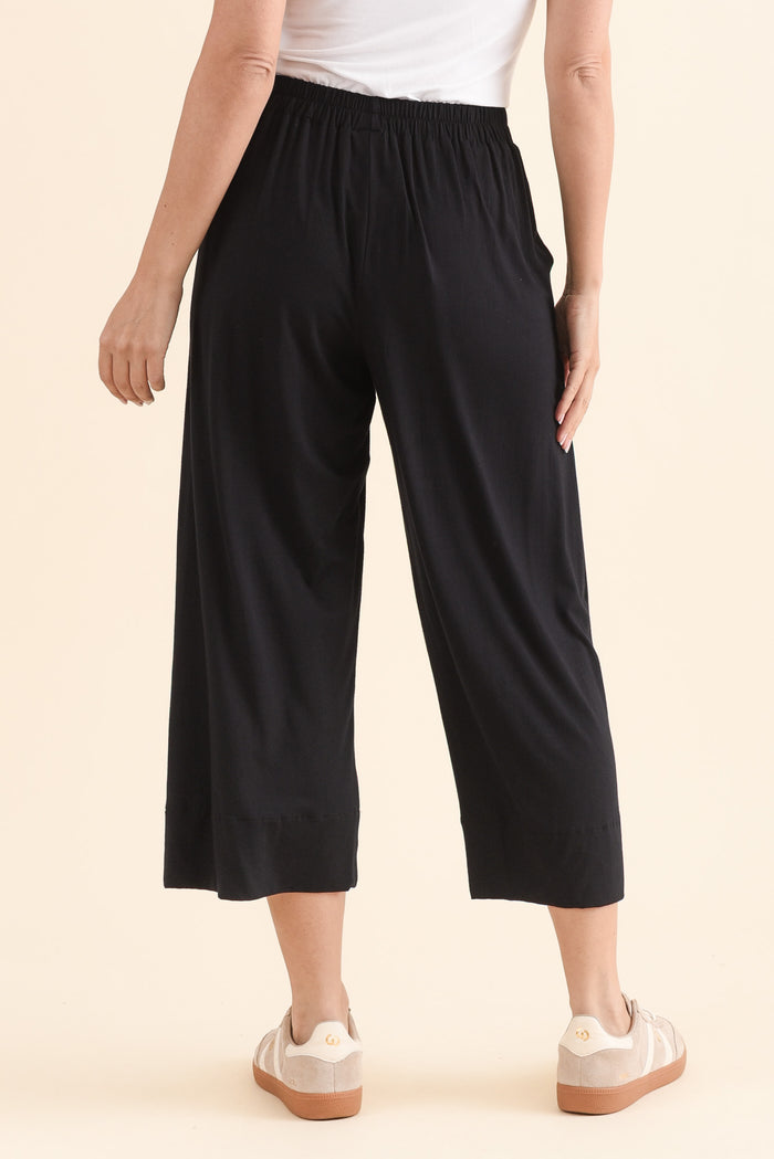 Rhodes Black Bamboo Wide Leg Pants,Back,Brunette model,alt text|model:MJ