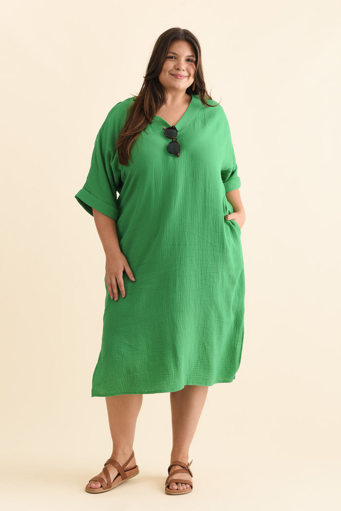 Roma Green Cotton Cheesecloth Dress,Brunette model,plus-size,curve-dresses,plus-size-sleeved-dresses,plus-size-below-knee-dresses,plus-size-cotton-dresses,plus-size-summer-dresses,alt text|model:Gabby