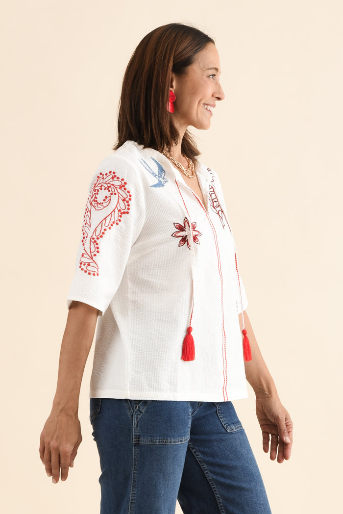 Rosetta White Garden Cotton Embroidered Top,Side,Brunette model,alt text|model:Cara