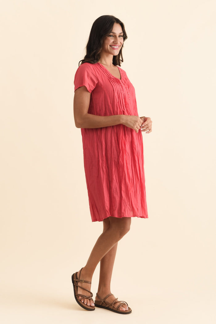 Sabina Cherry Crinkle Cotton Dress,Brunette model,alt text|model:Brontie