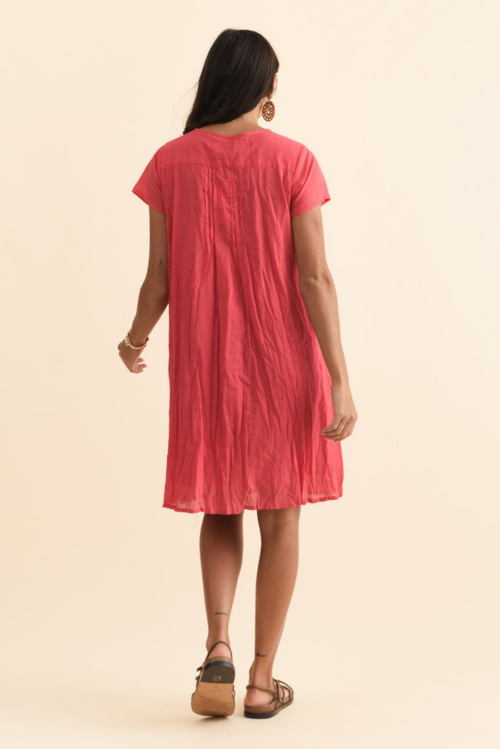 Sabina Cherry Crinkle Cotton Dress,Brunette model,alt text|model:Brontie