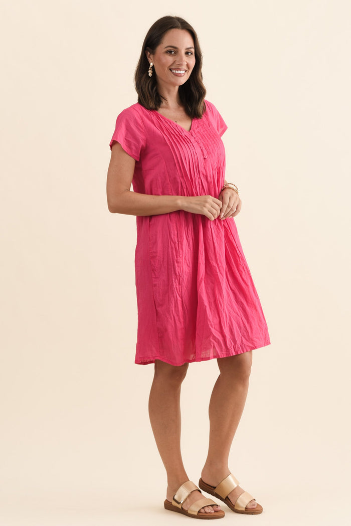 Sabina Fuchsia Crinkle Cotton Dress,Brunette model,alt text|model:MJ