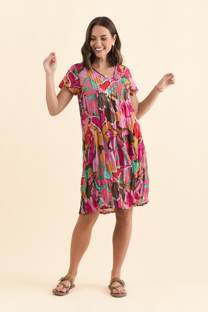 Sabina Fuchsia Garden Crinkle Cotton Dress,Brunette model,alt text|model:MJ