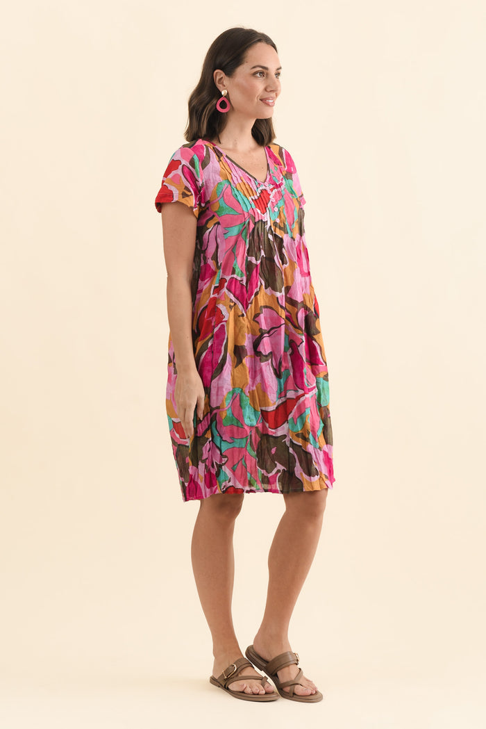 Sabina Fuchsia Garden Crinkle Cotton Dress,Brunette model,alt text|model:MJ