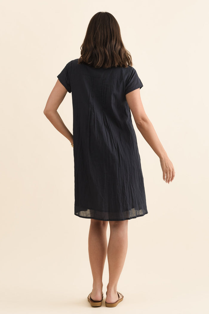 Sabina Navy Crinkle Cotton Dress,Brunette model,alt text|model:MJ