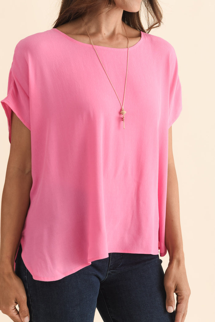 Sali Pink Drape Top,Brunette model,alt text|model:Cara