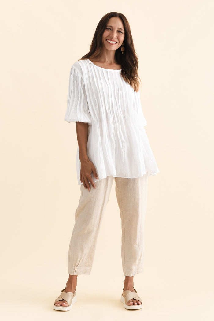 Selma White Crinkle Cotton Top,Brunette model,alt text|model:Cara