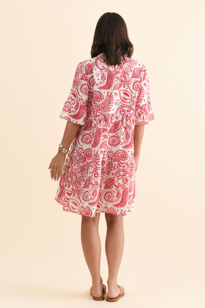 Senna Red Abstract Cotton Dress,Brunette model,alt text|model:MJ