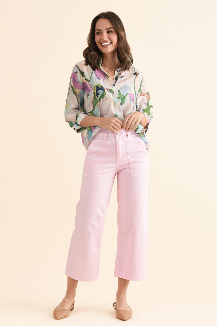 Sheridan Pink Cropped Jeans,Full Body,Brunette model,alt text|model:MJ