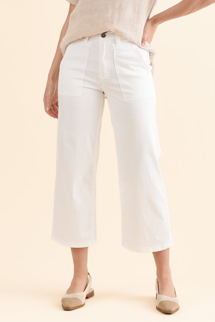 Sheridan White Cropped Jeans,Front,Brunette model,alt text|model:MJ