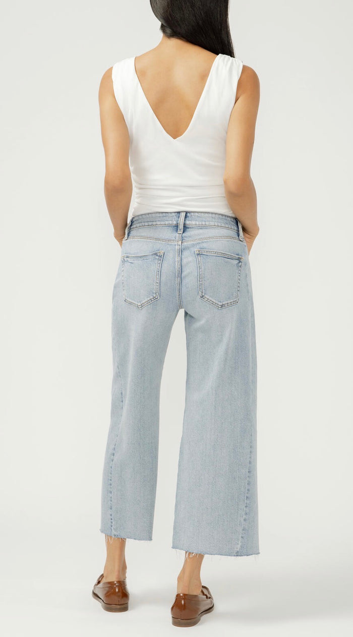 SILVER SUKI WIDE LEG CROP-WEST END