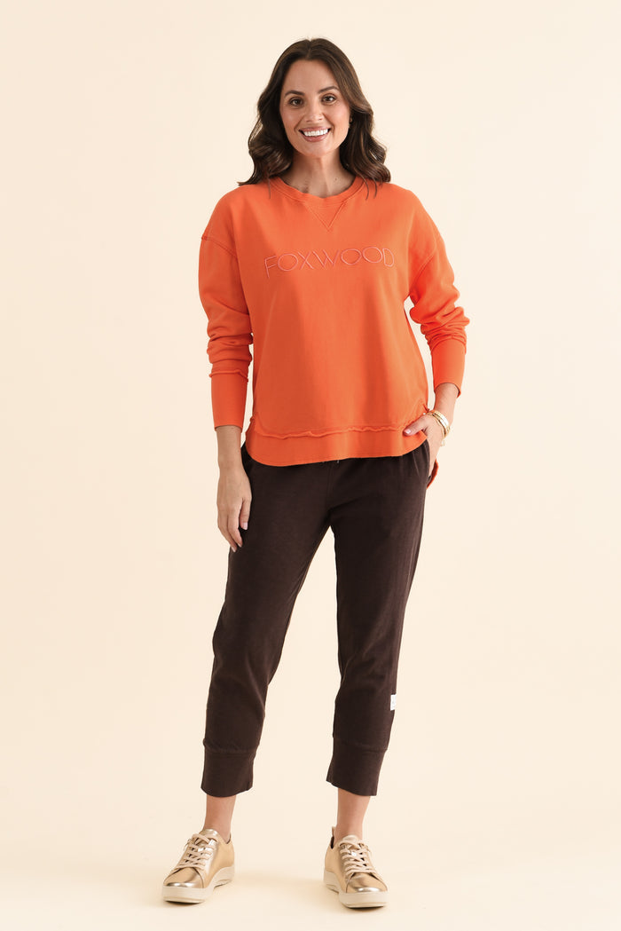 Simplified Orange Cotton Crewneck Sweatshirt,brunette model,Full Outfit,alt text|model:MJ