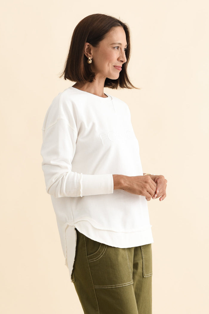 Simplified White Cotton Crewneck Sweatshirt,Brunette model,alt text|model:Cara