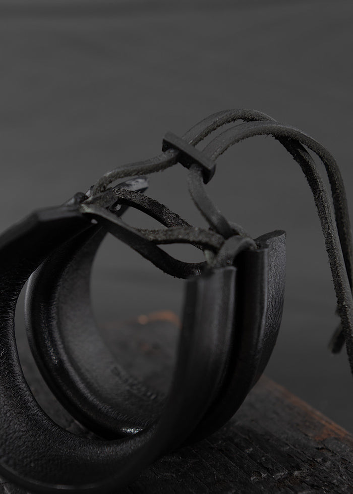 SKIN MACHINE RAW CUFF