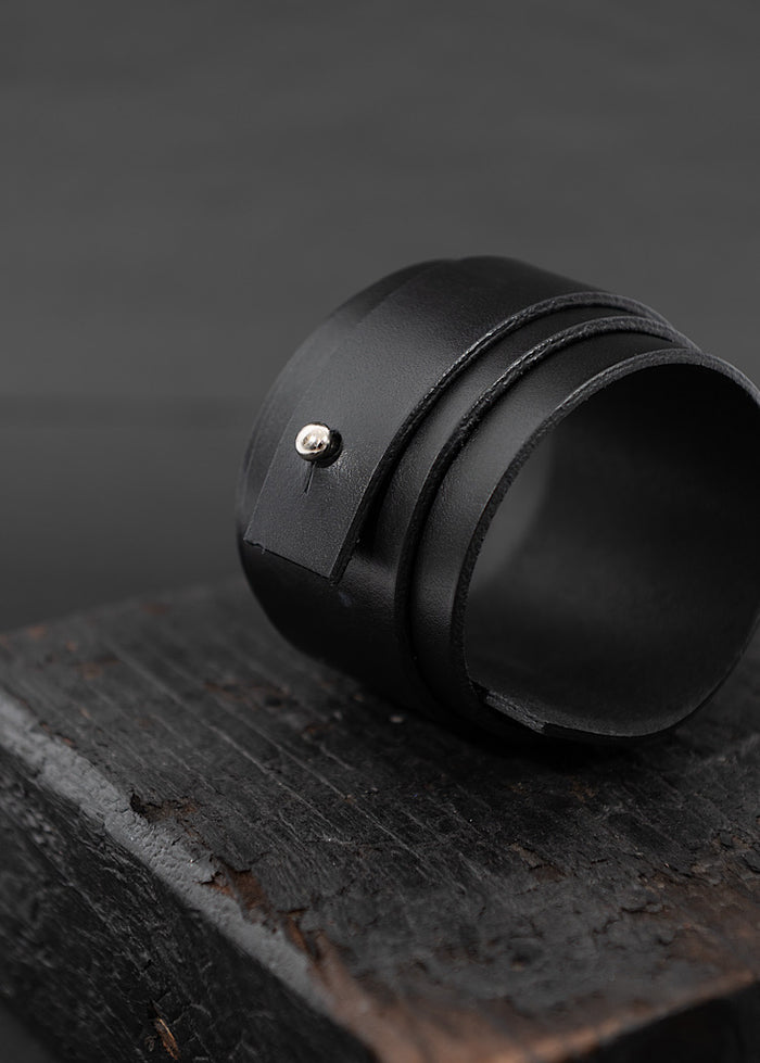 SKIN MACHINE URBAN CUFF
