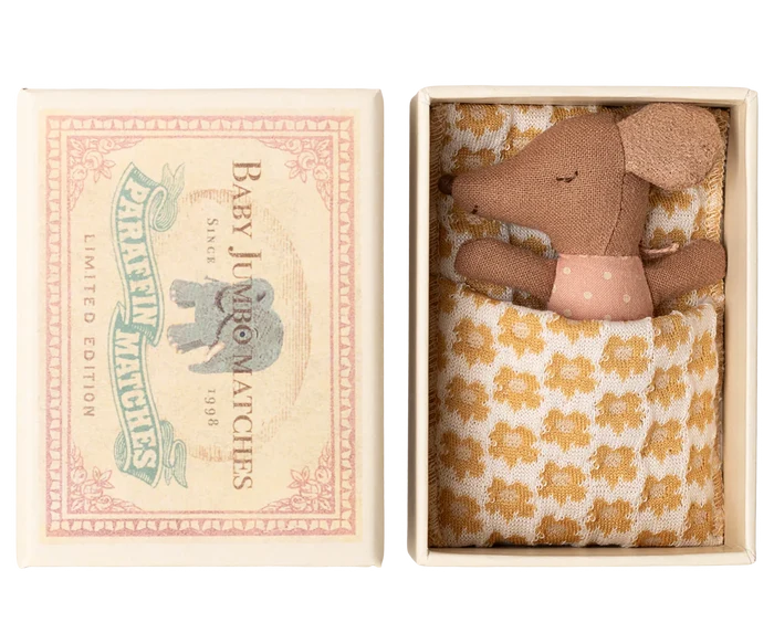 Sleepy wakey baby mouse in matchbox - Rose