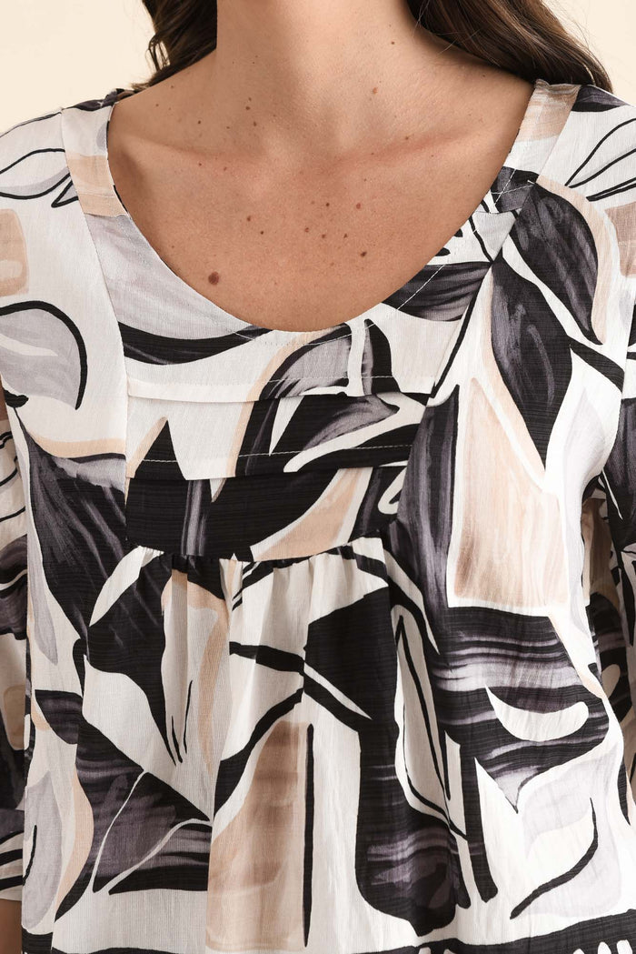 Solis Black Abstract Cotton Blend Top,Detail,Brunette model,alt text|model:MJ