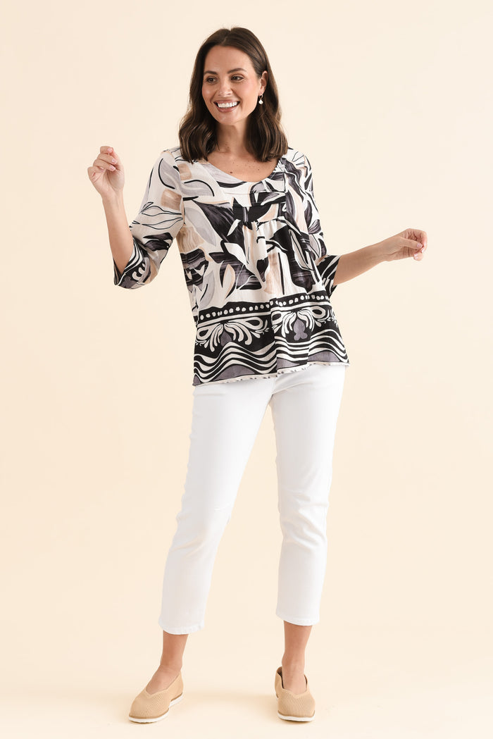 Solis Black Abstract Cotton Blend Top,Full Body,Brunette model,alt text|model:MJ