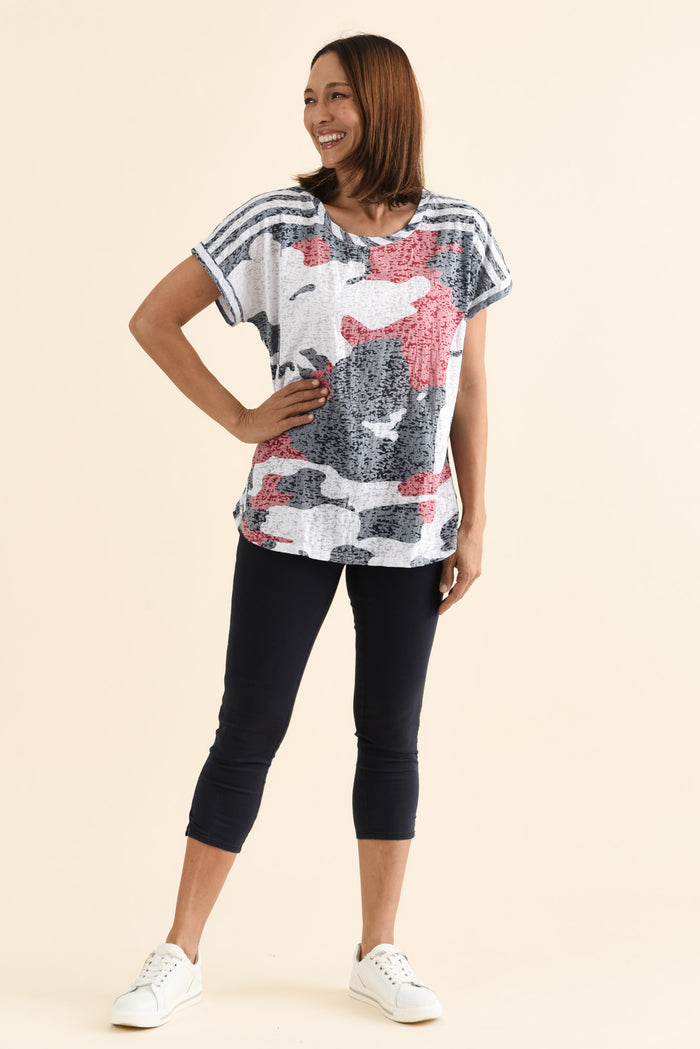 Sorelle Navy Abstract Cotton Blend Tee,Full Body,Brunette model,alt text|model:Cara