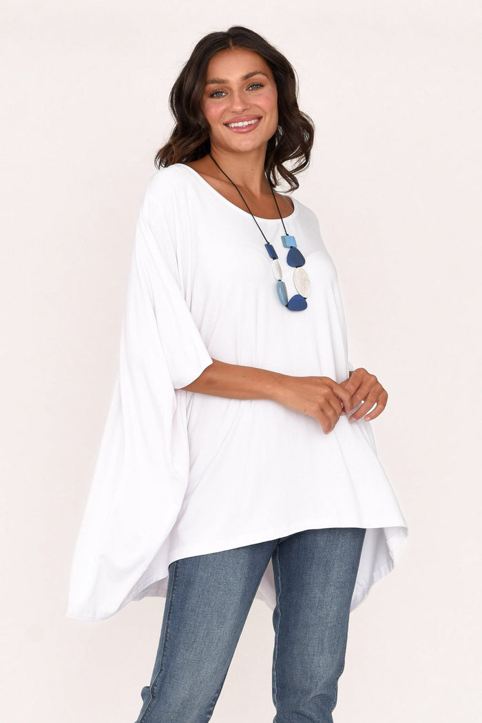 Sorronda White Bamboo Batwing Top,Brunette model,alt text|model:Brontie