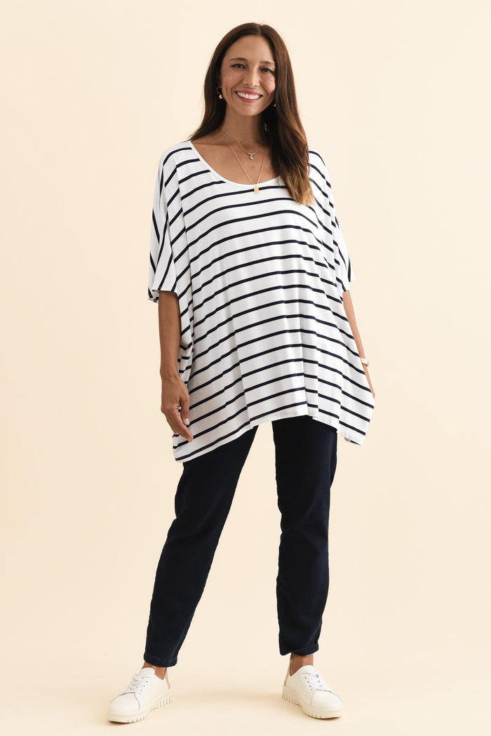 Sorronda White Stripe Bamboo Batwing Top,Brunette model,alt text|model:Cara