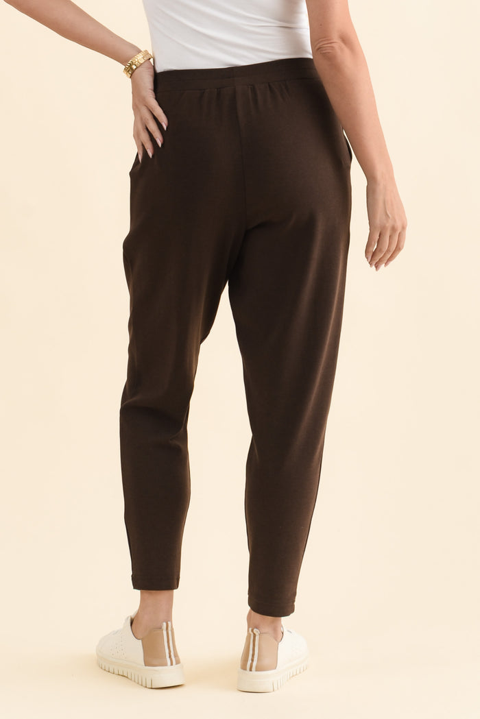 SuedeLuxe Chocolate Pocket Pants,Brunette model,alt text|model:MJ