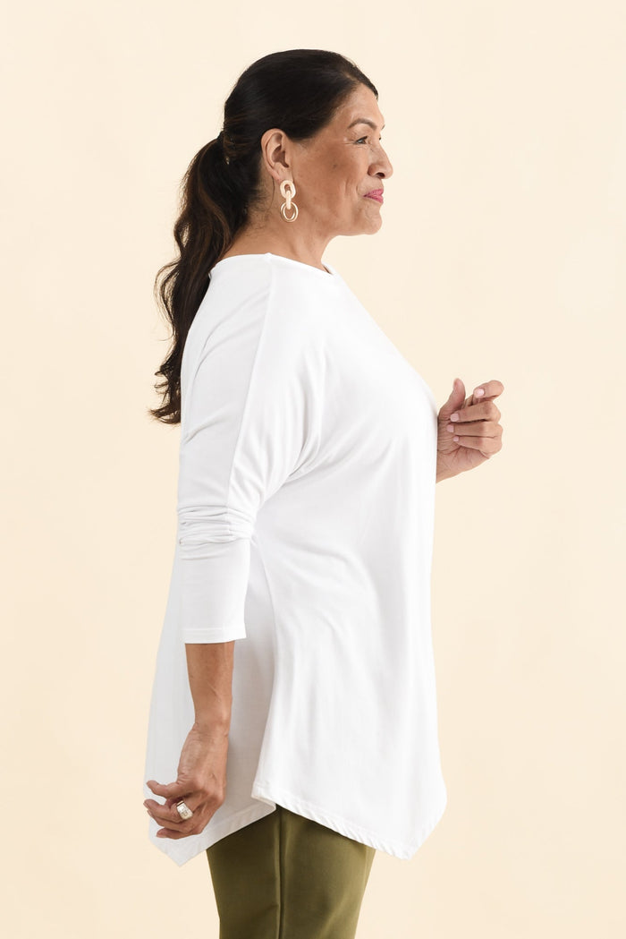 Susie White Asymmetrical Bamboo Top,Brunette model,alt text|model:Pilita