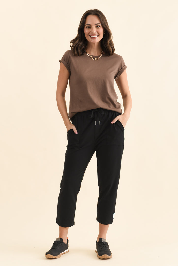 Sutton Black Cotton Relaxed Sweatpants,Full Body,Brunette model,alt text|model:MJ
