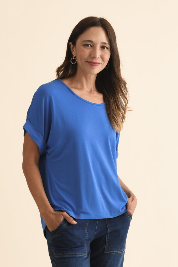 Talullah Blue Bamboo Top,Brunette model,alt text|model:Cara