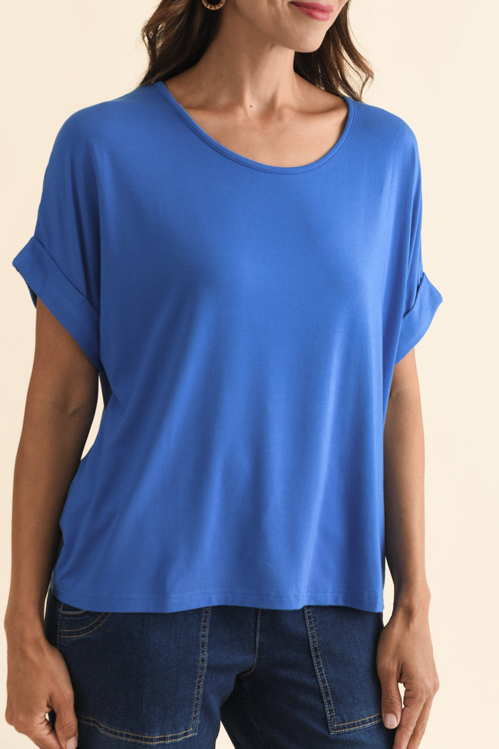 Talullah Blue Bamboo Top,Brunette model,alt text|model:Cara