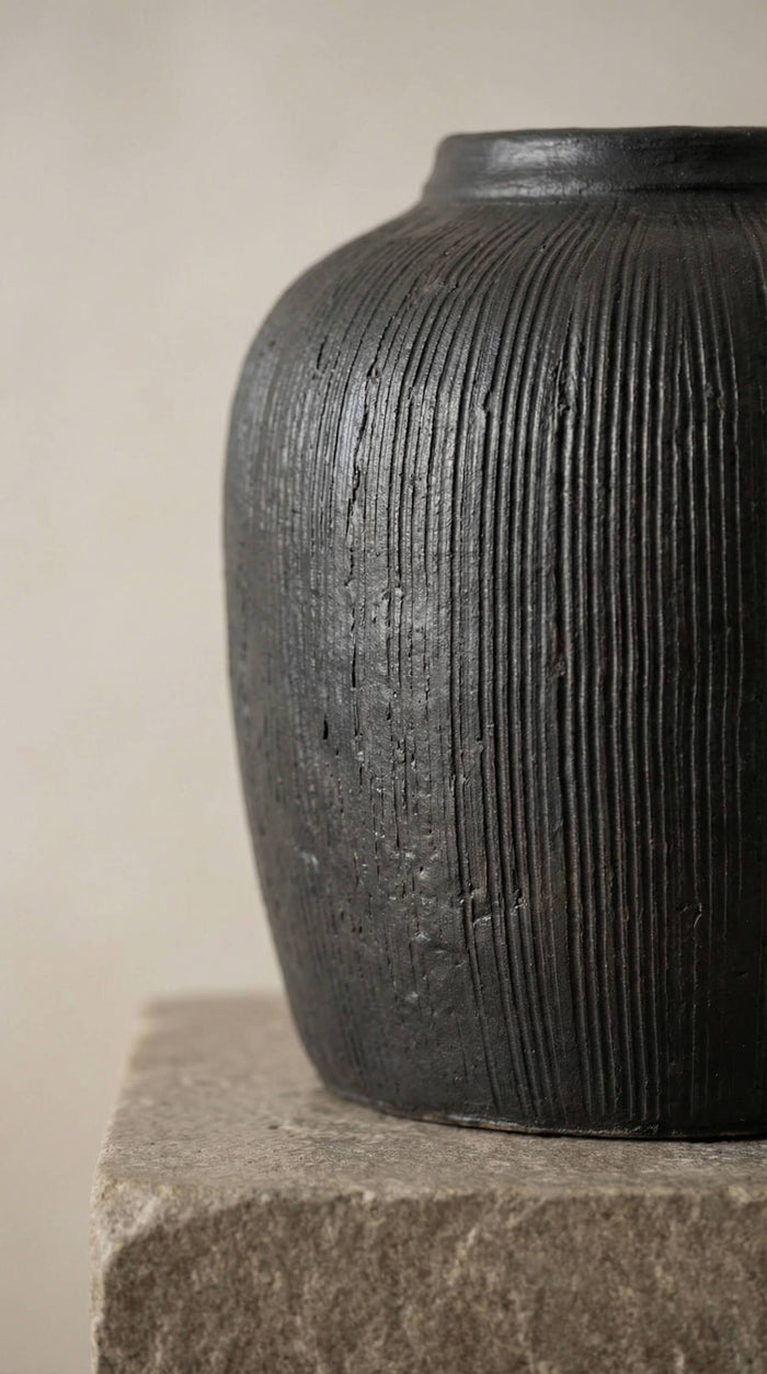 Terracotta Vase, Ribbed Charcoal Finish - Mirella