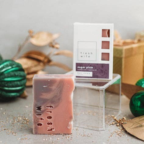 THE FRESH WIFE Sugar Plum Bar Soap