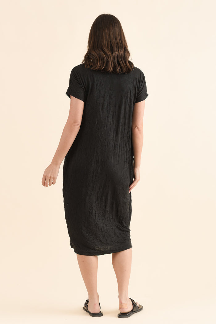 Travel No-Iron Black Maxi Dress,Back,Brunette model,alt text|model:MJ