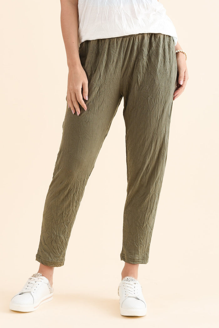 Travel No-Iron Khaki Cropped Pants,Front,Brunette model,alt text|model:MJ