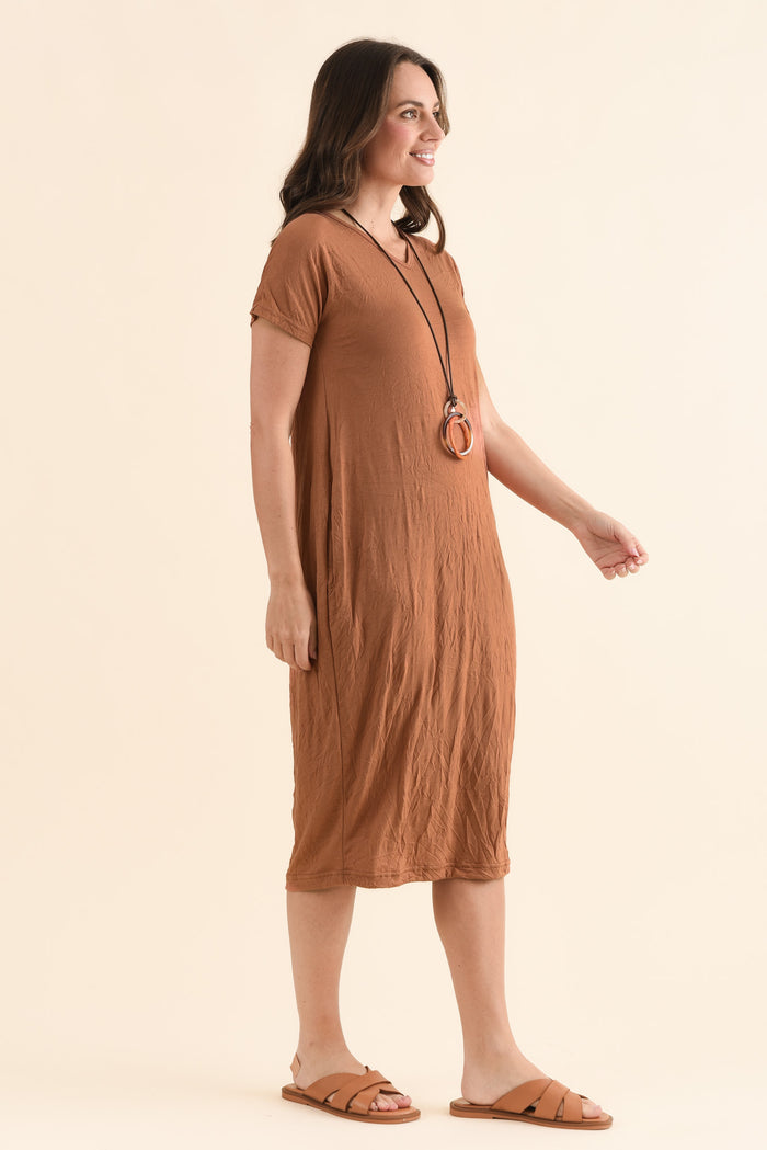 Travel No-Iron Rust Maxi Dress,Side,Brunette model,alt text|model:MJ