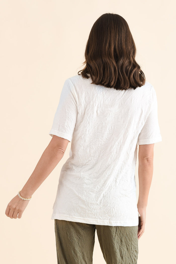 Travel No-Iron White Scoop Neck Top,Back,Brunette model,alt text|model:MJ