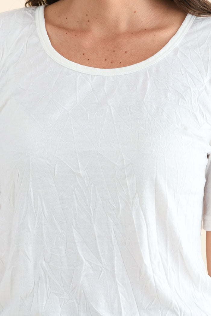 Travel No-Iron White Scoop Neck Top,Detail,Brunette model,alt text|model:MJ