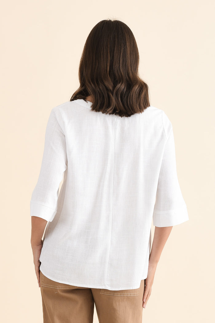Turner White Linen Cotton Top,Back,Brunette model,alt text|model:MJ