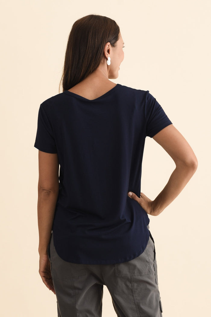 Veronica Navy Bamboo Tee,Brunette model,alt text|model:Cara
