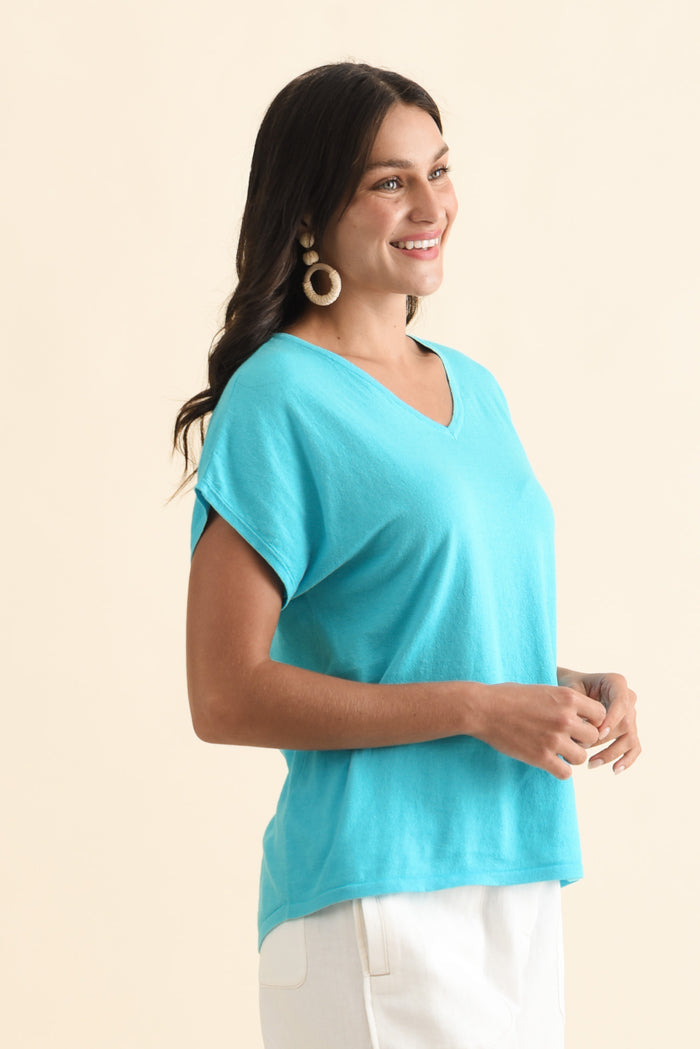 Via Blue Cotton V Neck Knit Top,Brunette model,alt text|model:Brontie