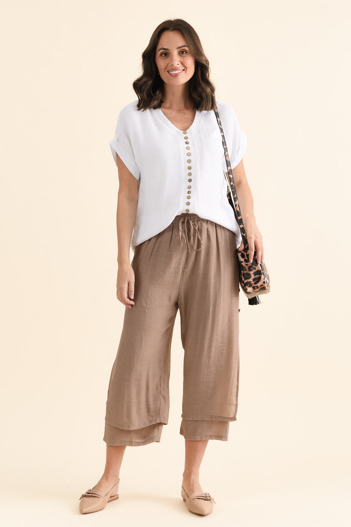 Watson Mocha Cotton Blend Layered Pants,brunette model,Full Outfit,alt text|model:MJ