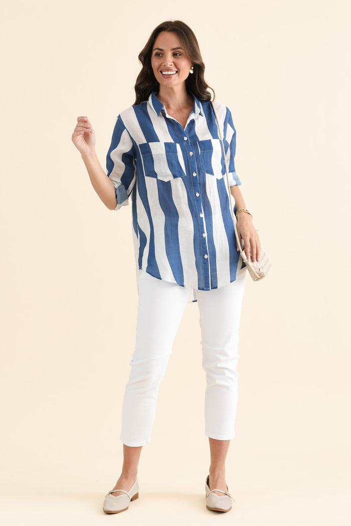 Wellington Blue Stripe Linen Shirt,brunette model,Full Outfit,alt text|model:MJ