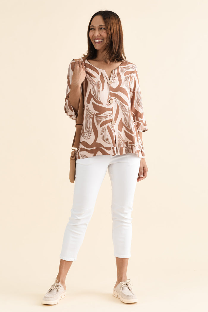 Whistler White Cotton Jogger Pants,brunette model,Full Outfit,alt text|model:Cara