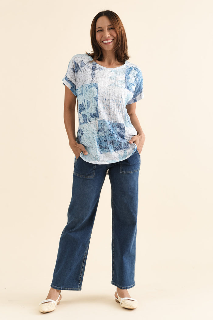 Wilona Blue Botanical Cotton Blend Tee,brunette model,Full Outfit,alt text|model:Cara
