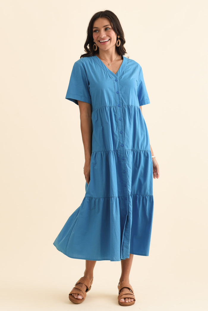 Winona Blue Cotton Button Dress,Brunette model,alt text|model:Brontie