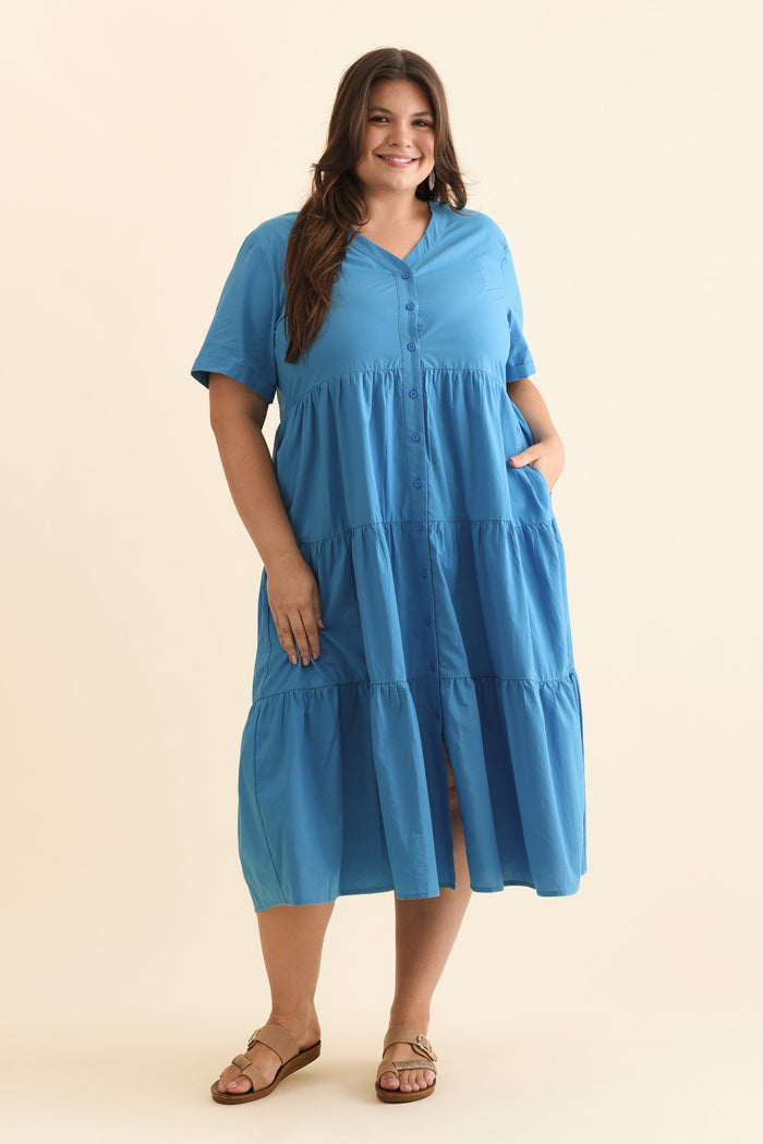 Winona Blue Cotton Button Dress,Brunette model,alt text|model:Gabby